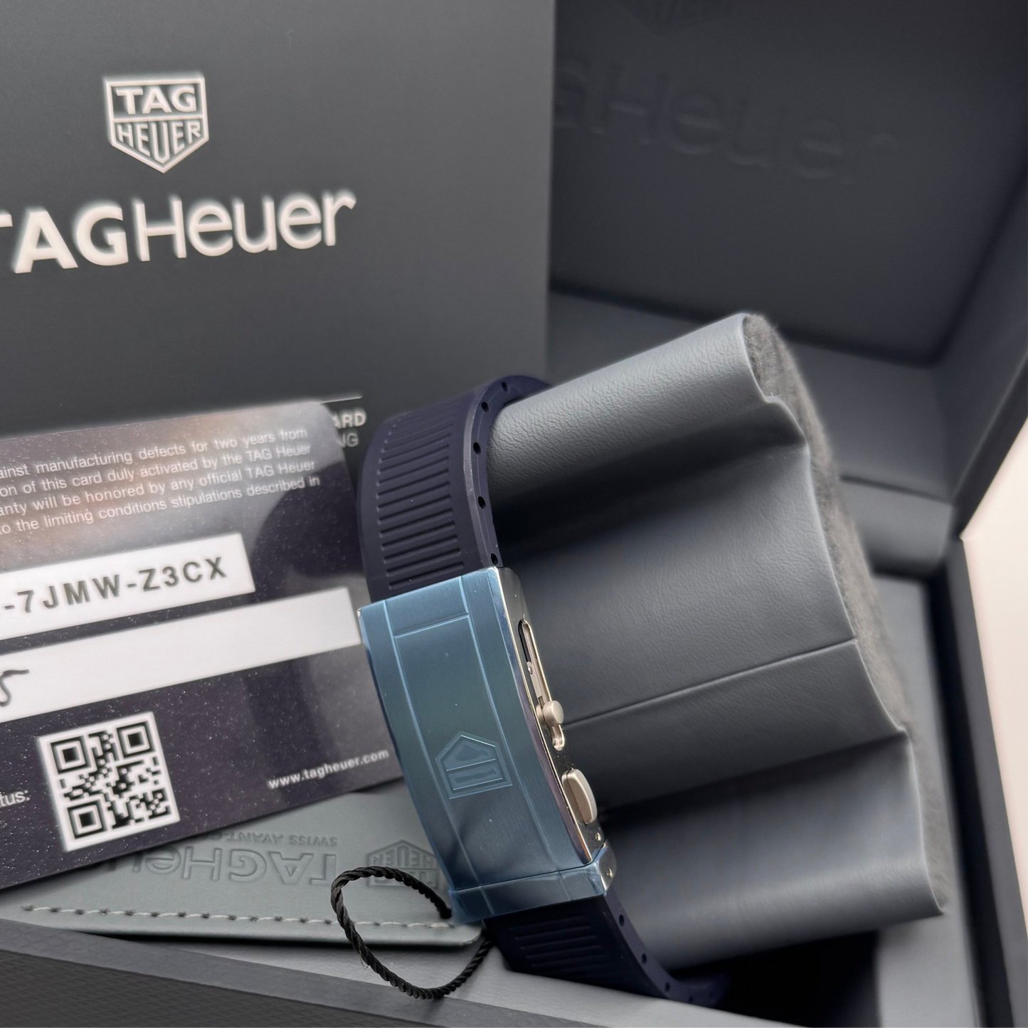 TAG Heuer Aquaracer Professional 300  43 mm